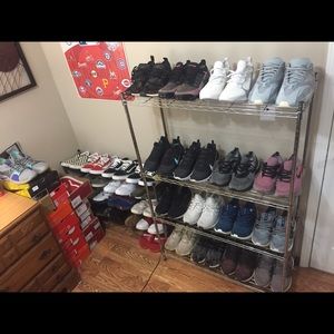 Looking for any kinds of (t r a d e s)